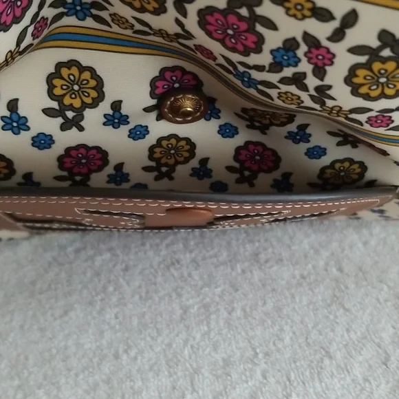 New Tory Burch Ella Printed Tote - Picture 12 of 13